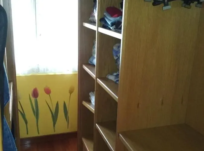 Marte Con Bano Homestay Torrelavega