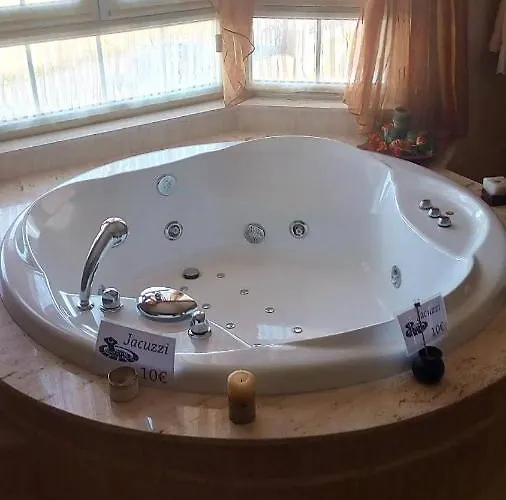 Marte Con Bano Homestay