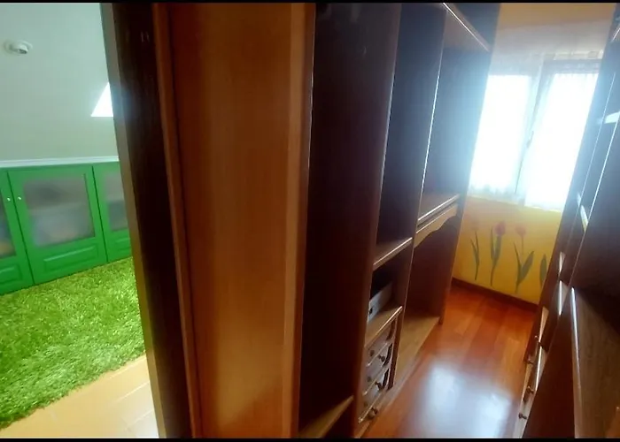 Marte Con Bano Homestay Torrelavega